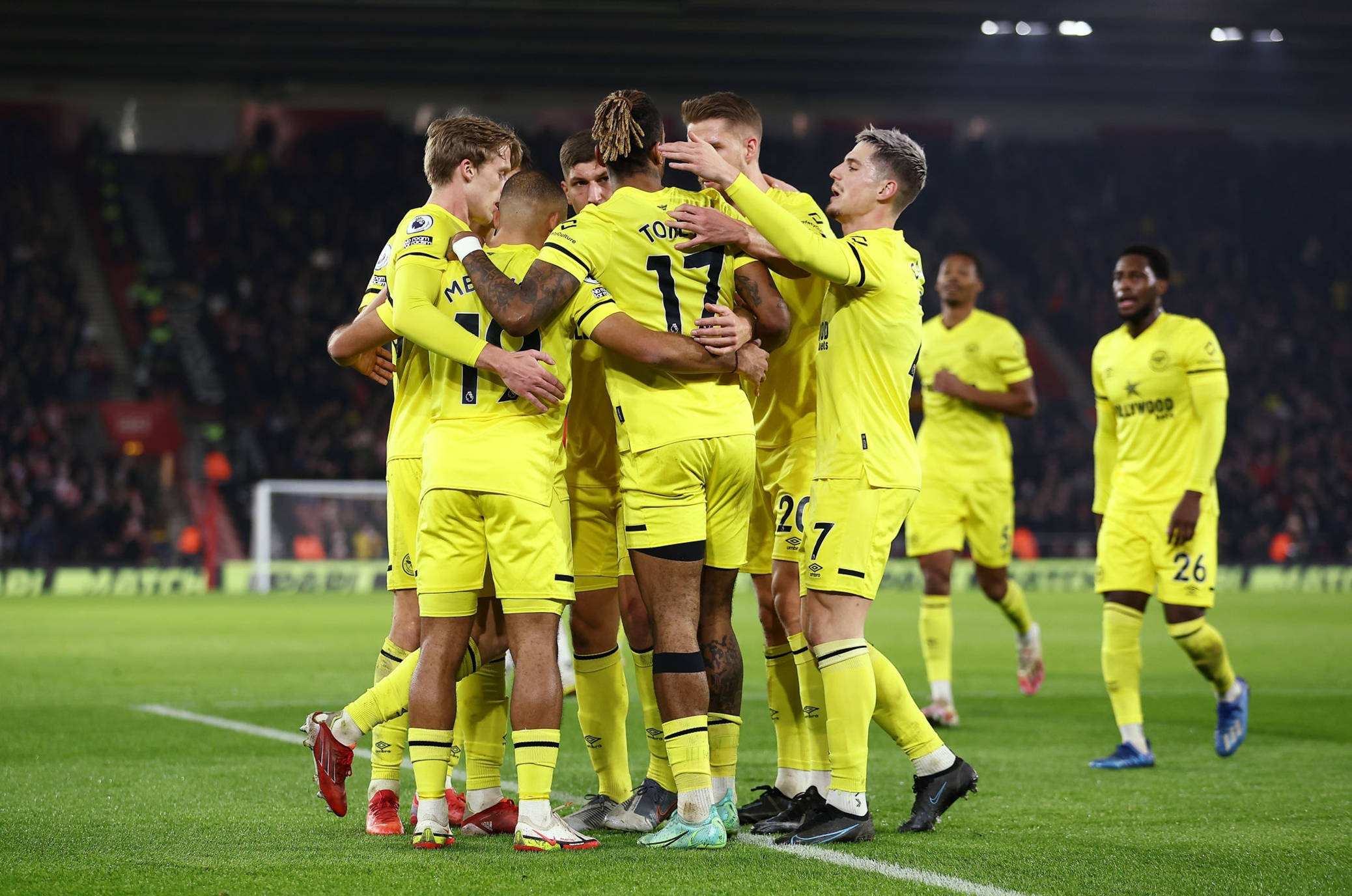 她仍然有希 她仍然有希