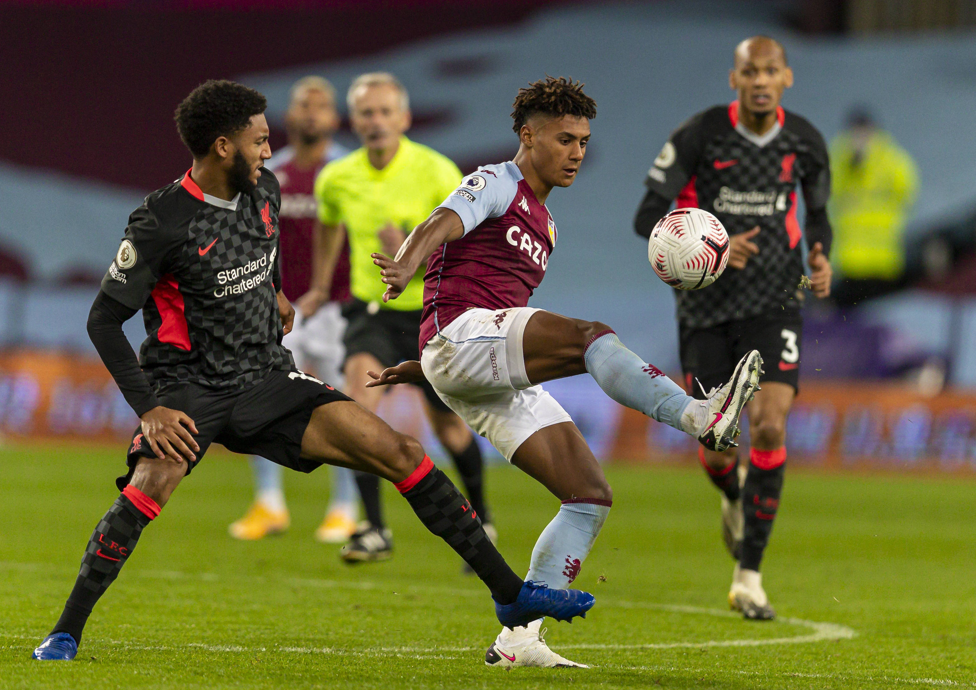 新月俱乐部 新月俱乐部