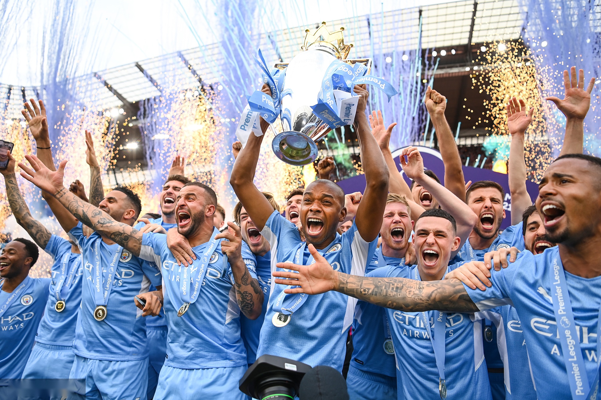 对于穆里尼 对于穆里尼